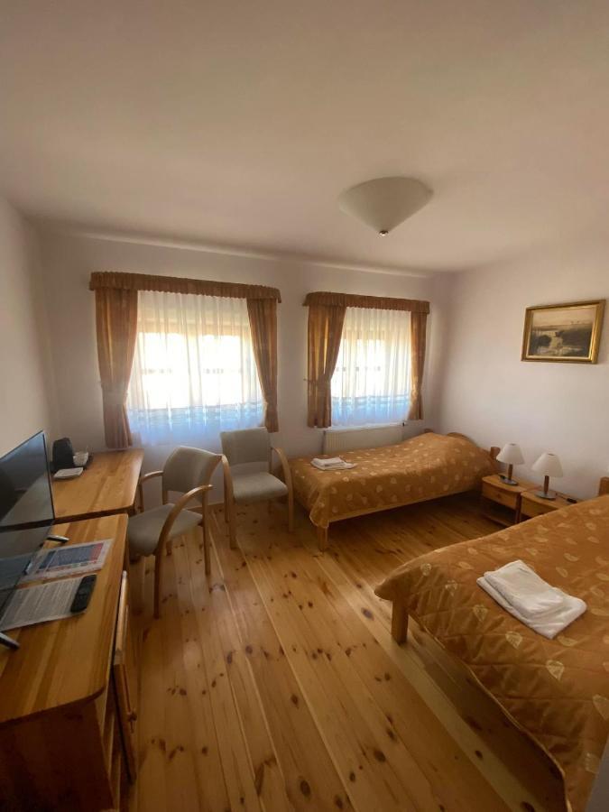 Osrodek Wrzosowa Gora - Pokoje Ruciane-Nida Esterno foto