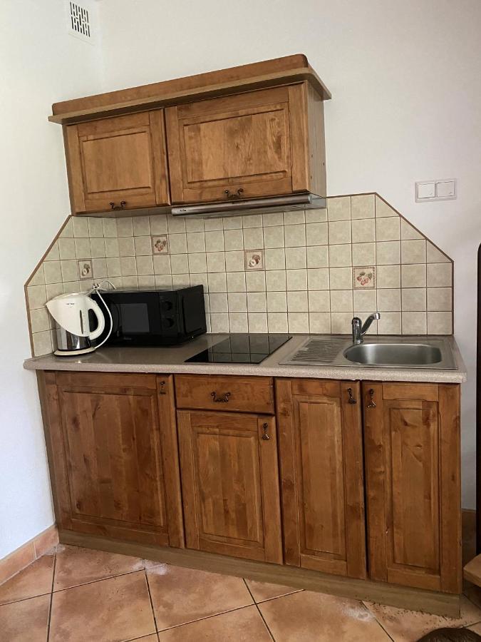 Osrodek Wrzosowa Gora - Pokoje Ruciane-Nida Esterno foto