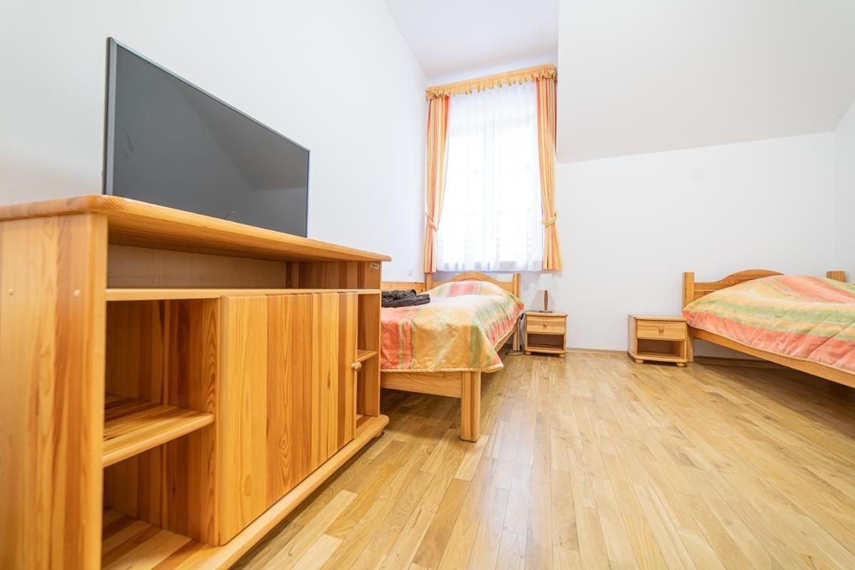 Osrodek Wrzosowa Gora - Pokoje Ruciane-Nida Esterno foto